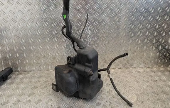 Mercedes-Benz B W246 W242 Windshield washer fluid reservoir/tank A2468601060