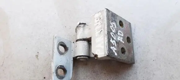 Peugeot Partner Front door upper hinge