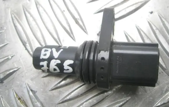 Nissan Juke I F15 Camshaft position sensor 03401N12 BV765