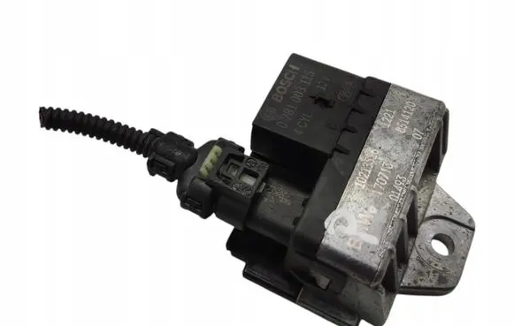 Mini Cooper Countryman F60 Glow plug pre-heat relay 8514120