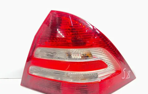 Mercedes-Benz C W203 Rear/tail lights 2038202064