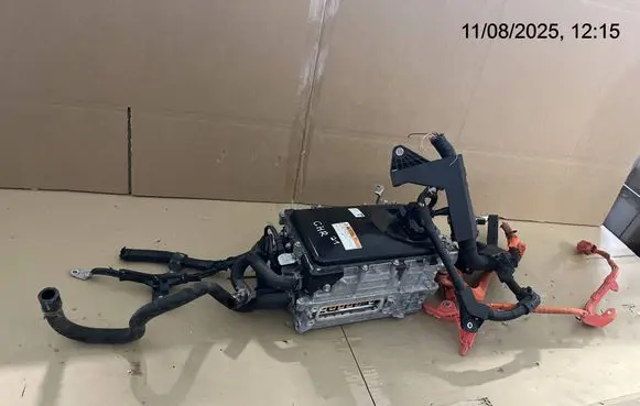 Toyota C-HR I Voltage converter inverter G9200-47330 G920047330