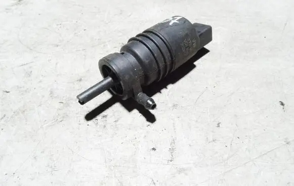 Audi A4 S4 B7 8E 8H Windscreen/windshield washer pump 1T0955651