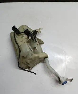 Volvo C30 Windshield washer fluid reservoir/tank 31333481 31333482 31333483
