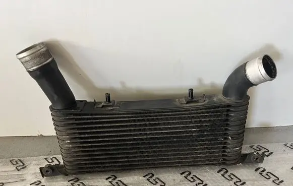 Mitsubishi Pajero Intercooler radiator 1530A052 1271002870