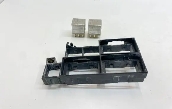 Mercedes-Benz SLC C107 Fuse box set A1075454940 A0015420219