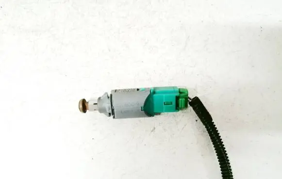 Renault Megane II Brake pedal sensor switch 8200168240b