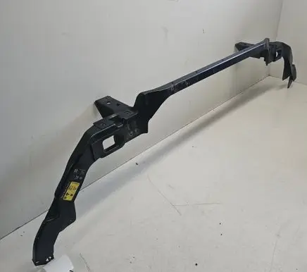 Top upper radiator support slam panel