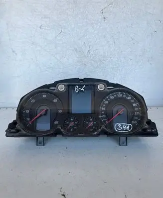 Volkswagen PASSAT B6 Speedometer (instrument cluster) A2C53194181
