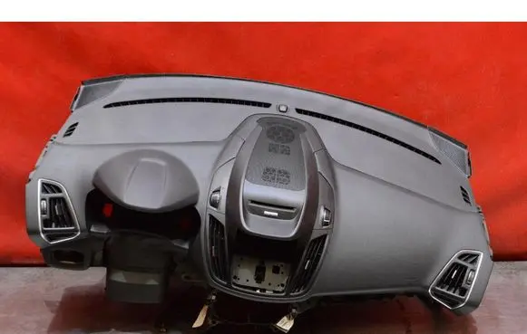 Ford Grand C-MAX Dashboard 