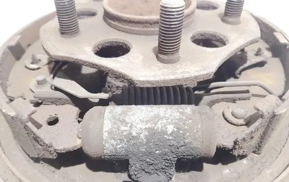Honda CR-V Handbrake/parking brake pads 