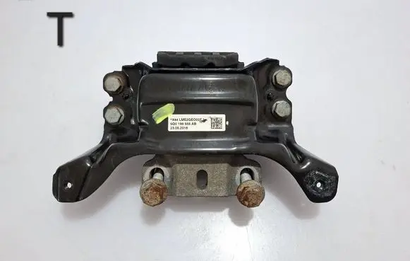 Volkswagen Golf VII Engine mount vacuum valve 5Q0199555AB