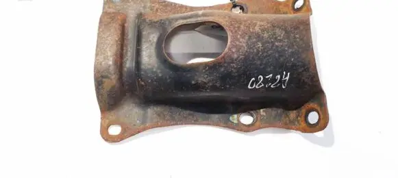 Subaru Forester SG Engine mounting bracket