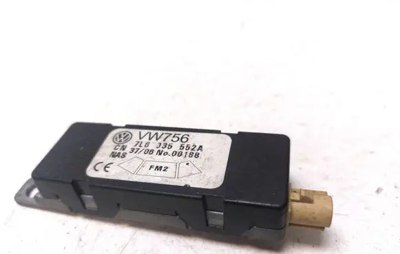 Volkswagen Touareg I Aerial antenna amplifier 7L6035552