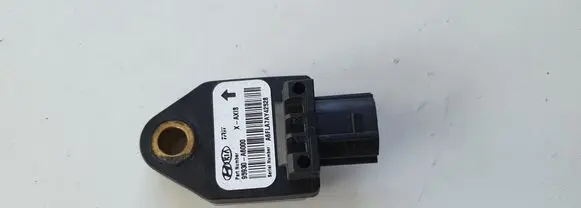 Hyundai i30 Airbag deployment crash/impact sensor 95930A6000