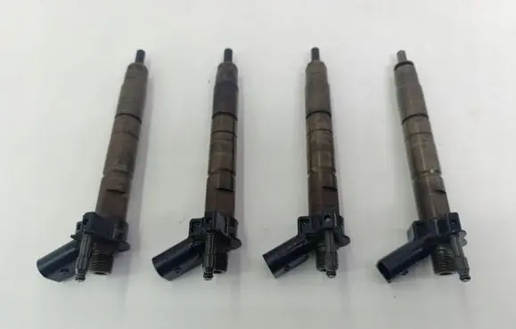 BMW 5 E60 E61 Fuel injectors set 