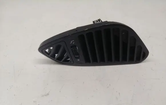 Alfa Romeo 156 Front bumper upper radiator grill