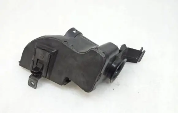 Intake resonator