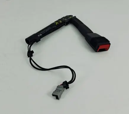 BMW X1 E84 Front seatbelt buckle 33040940