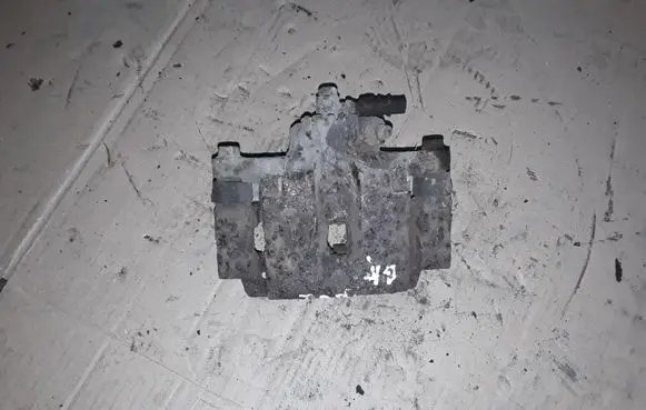 KIA Sorento Rear brake caliper NOCODE