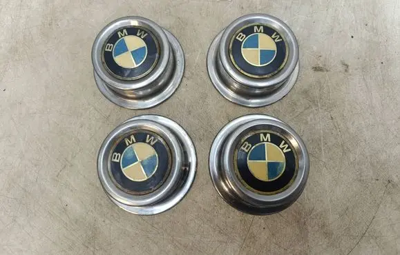 BMW 3 E30 Original wheel cap