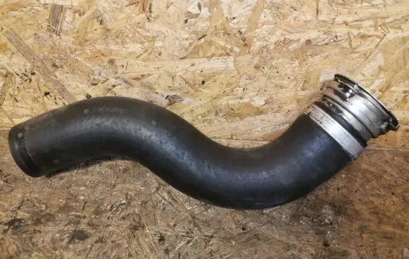 Toyota Avensis T250 Intercooler hose/pipe 060720