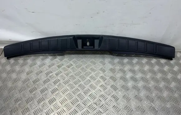 Subaru Forester SK Trunk/boot sill cover protection 94026SJ000