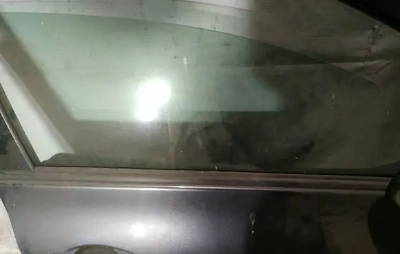 Toyota Auris 150 Front door glass trim molding 