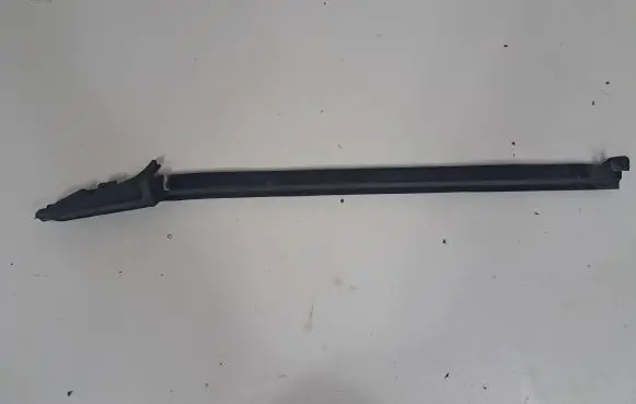 BMW M3 e92 Rear door glass trim molding 7119098 4419020