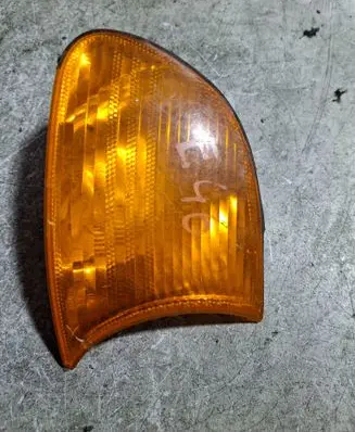 BMW 3 E46 Front indicator light 1315106155