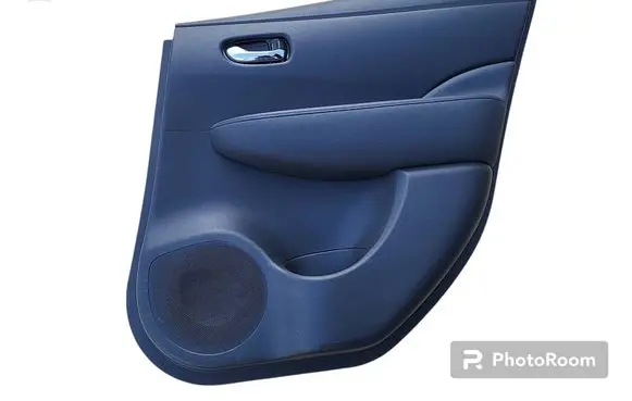 Nissan Leaf I (ZE0) Rear door card panel trim 829223NL0A