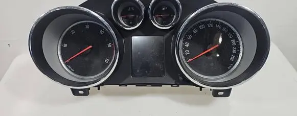 Opel Astra J Speedometer (instrument cluster) 13338434 600775881