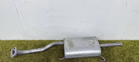 Nissan Sunny Rear muffler/silencer tail pipe B010m-57y05