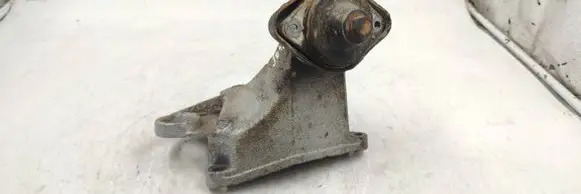 Audi A4 S4 B5 8D Gearbox mounting bracket 8D0399114s
