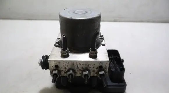 Skoda Fabia Mk3 (NJ) ABS Pump 2265106508