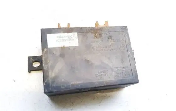 Volkswagen PASSAT B4 Immobilizer control unit/module 1h0953257bb 5wk4678