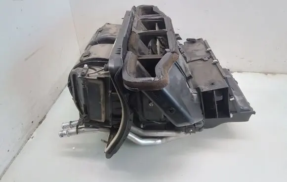 BMW 3 E46 Interior heater climate box assembly housing 9465215117