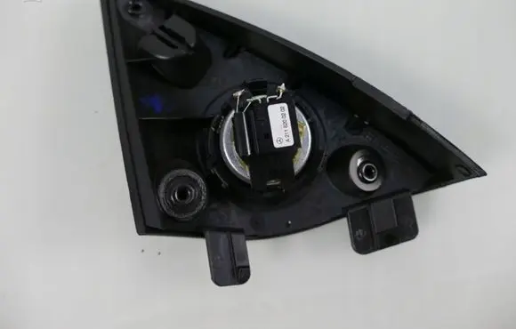 Mercedes-Benz E A207 Front door high frequency speaker A2077200411