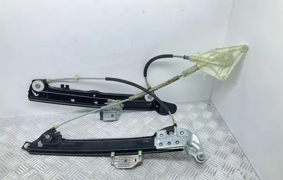 Audi A3 S3 8V Front door electric window regulator 8V7837461B