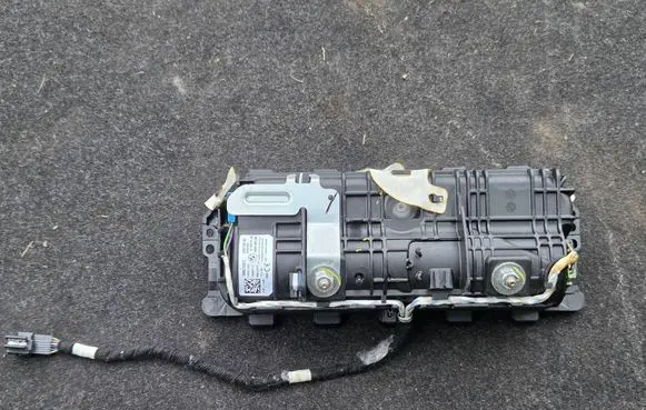 BMW 4 G22 G23 G24 G26 Passenger airbag 39986739013 34288188H 21B3371T4521
