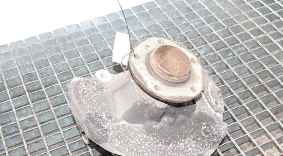 BMW 1 E82 E88 Front wheel hub