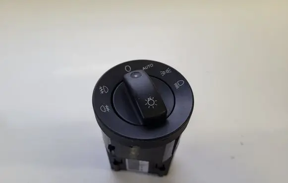 Seat Exeo (3R) Light switch