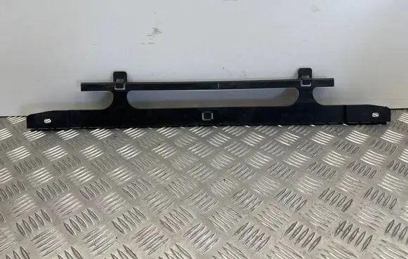 BMW X3 F25 Radiator mount bracket 7593852 17117593852