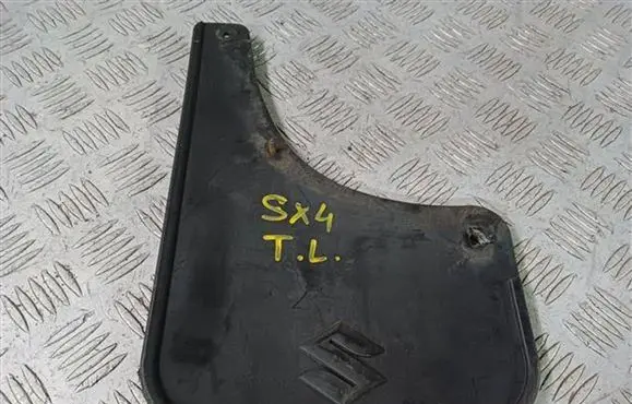 Suzuki SX4 S-Cross Rear mudguard 