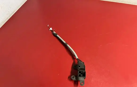 BMW X5 F15 Tailgate lock latch 7351058 51247351058
