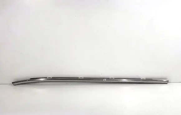 Hyundai Tucson TL Loading door glass trim molding 