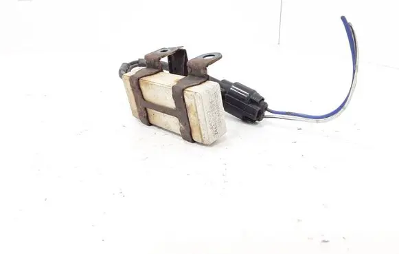Toyota Yaris Coolant fan relay 2468102851