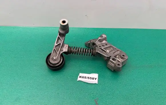 Mercedes-Benz GLA W156 Engine mounting bracket A6512200607