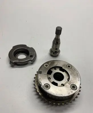 BMW 3 F30 F35 F31 Camshaft pulley/ VANOS 7583818