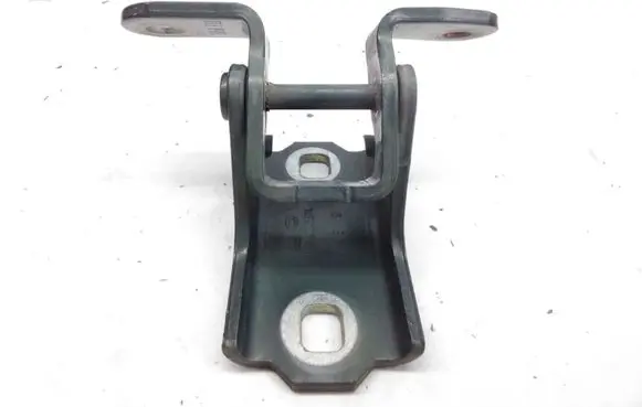 Opel Insignia A Front door lower hinge ES03A046574